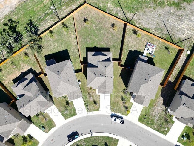 Building Photo - 14079 Coquina Blfs