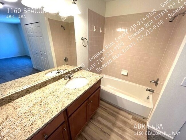Building Photo - 1160 Beacon Hill Way