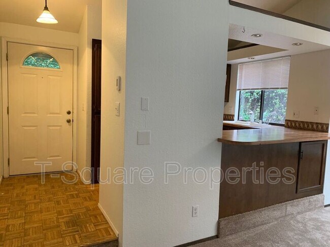 Building Photo - 12120 E Gibson Rd