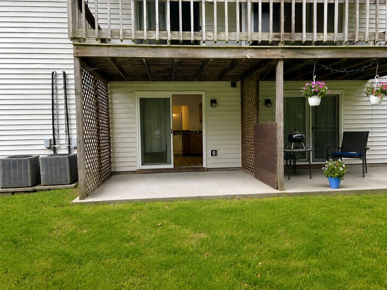 Building Photo - 3587 Carman Rd