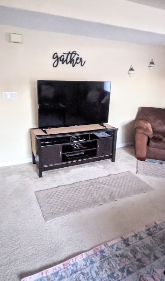 Building Photo - 890 Kitty Hawk Dr