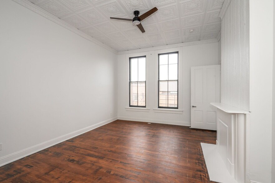 Building Photo - 1126 Walnut St