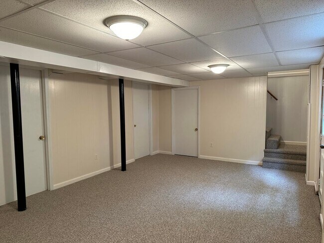 Family room downstairs - 6726 Jasmine Cir