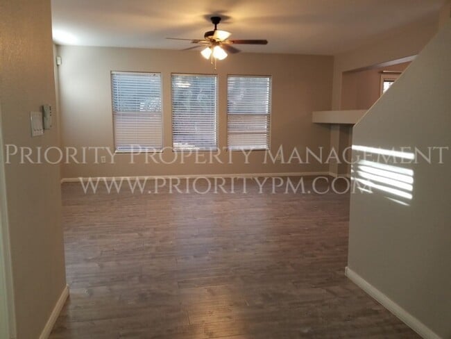 Building Photo - ~~BEAUTIFUL ALIANTE HOME!  3 Bed ~ 1600+ S...