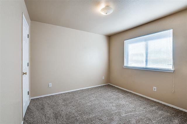 Building Photo - 1500 Yellowbird Ct