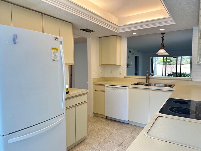 Building Photo - 6191 Timberlake Dr