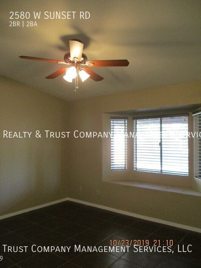 Building Photo - 2580 W Sunset Rd