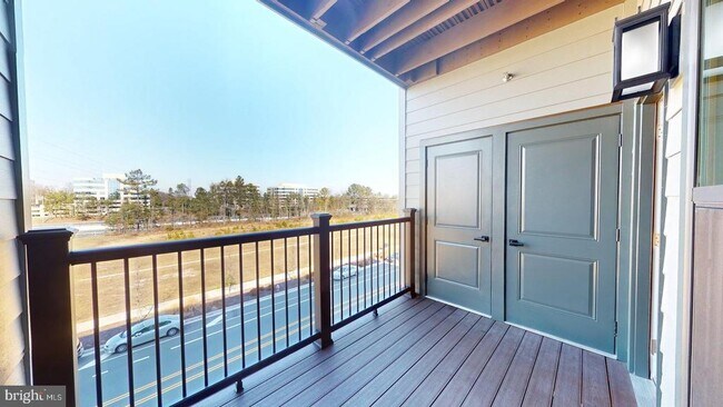 Building Photo - 12850 Mosaic Pk Wy