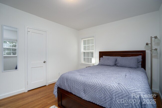 Building Photo - 3227 Mayfield Ave