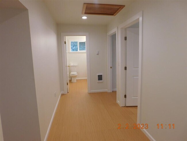 Building Photo - 44217 Leonard Rd