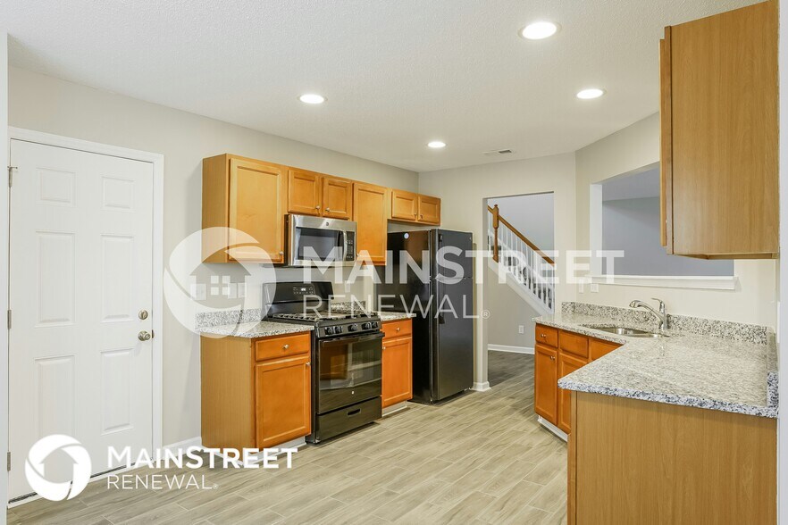 Building Photo - 228 Pebblestone Dr