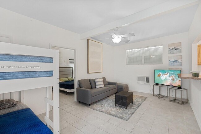 Building Photo - 1134 Harrison St