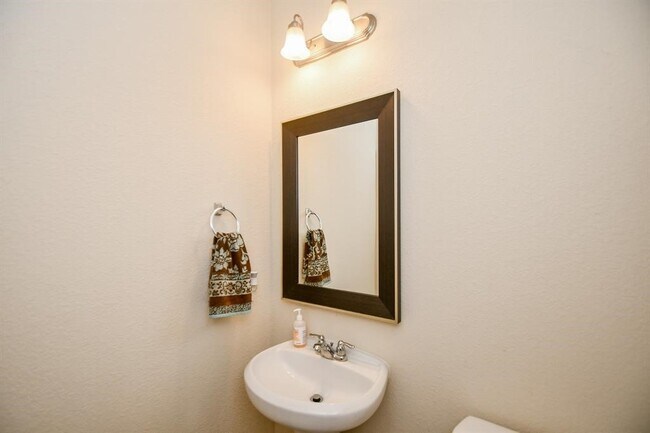 Building Photo - 2214 Granite Park Ln