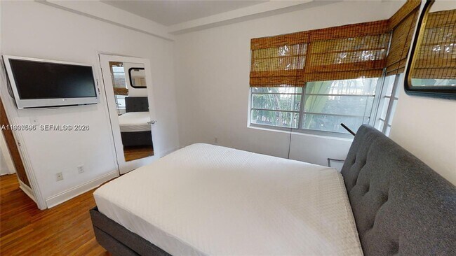 Building Photo - 1341 Meridian Ave