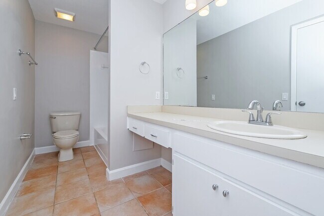 Building Photo - 7019 Drury St