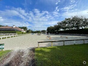 Building Photo - 14372 Equestrian Way