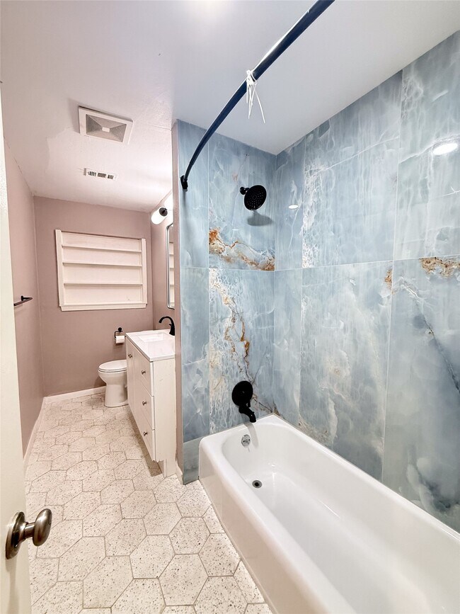 Building Photo - 9506 Carousel Ln