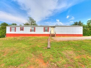 Building Photo - 3bed/2bath Mobile Home on 1.2 Acres Available in Noble!