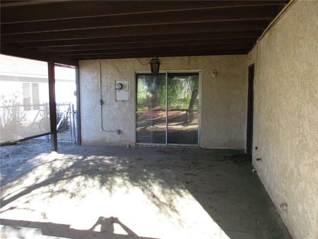 Building Photo - 549 Ramar Rd