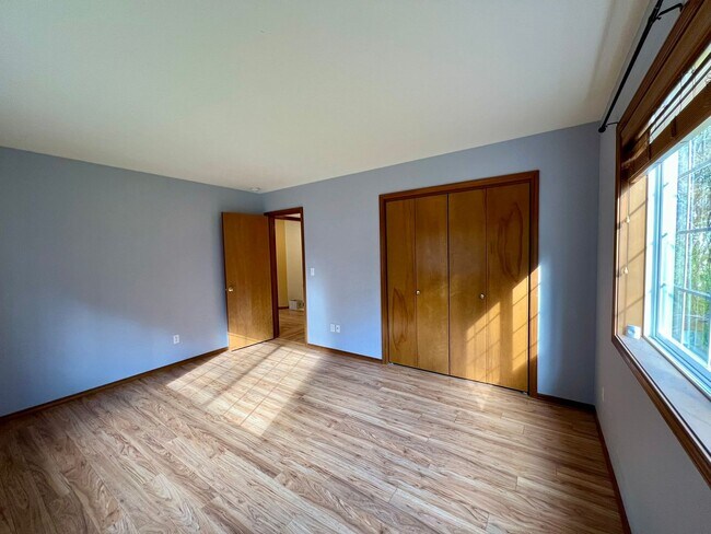 Building Photo - PENDING APPLICATION; Private 5 Acres