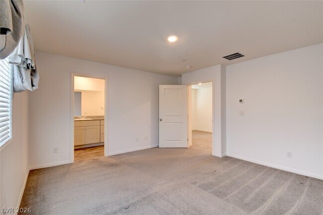 Building Photo - 4234 Lunar Cyn Ave