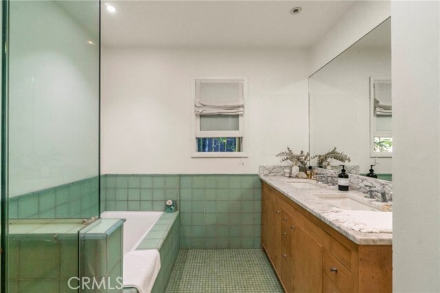 Building Photo - 820 Opal St