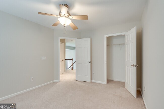 Building Photo - 6515 Fairgreen Dr