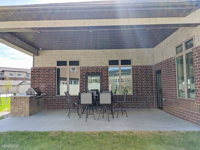 Building Photo - 2 br, 2 bath  - Stonemill Pond Apartments