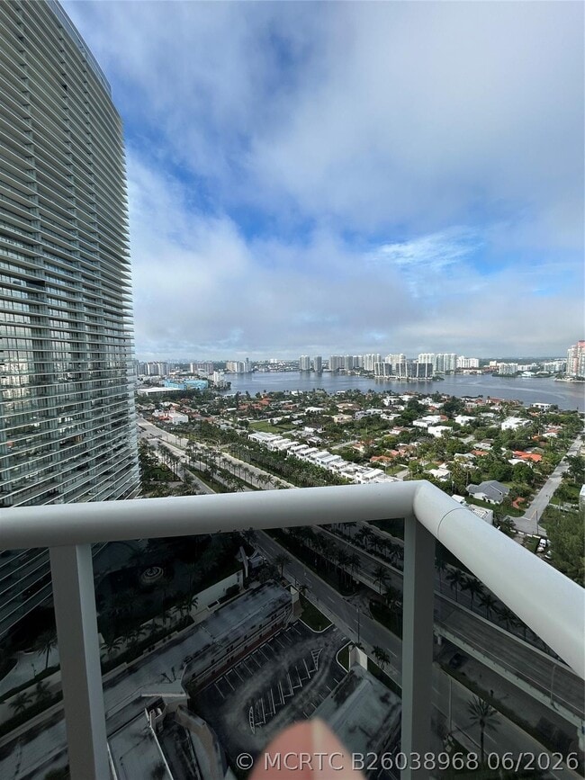 Building Photo - 19111 Collins Ave