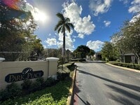 Building Photo - 661 NW 42nd Ave