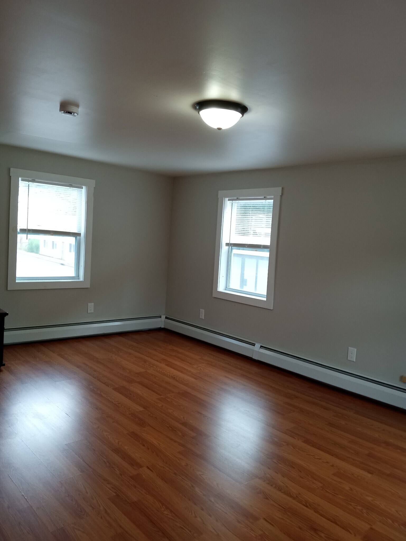Living room - 15236 NY-30