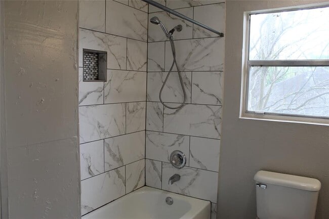 Building Photo - 1813 Hatwell St