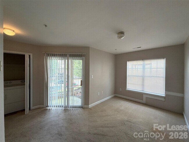 Building Photo - 7137 Founders Club Ct
