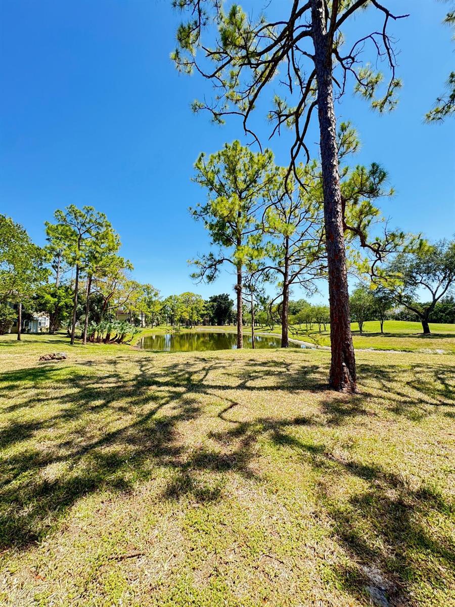 Building Photo - 803 Palm Beach Trace Dr