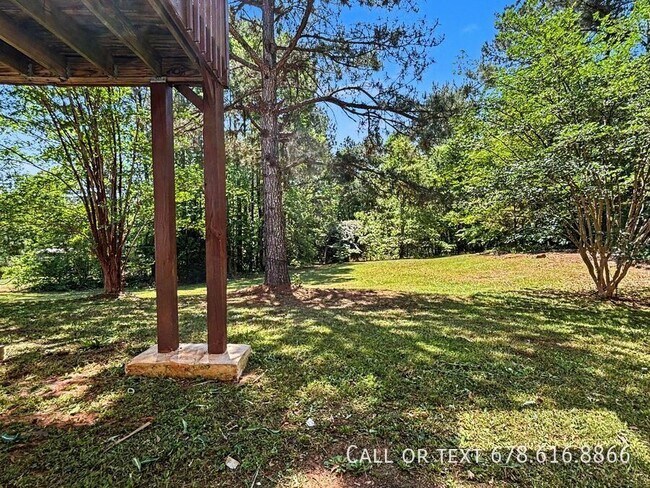 Building Photo - 80 Rivercrest Ln