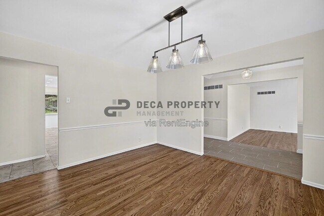 Building Photo - 10327 Dorenshire Ct