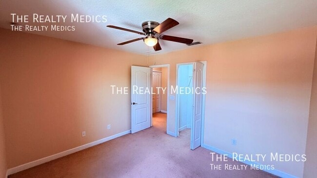 Building Photo - 2832 Adelaide Ct