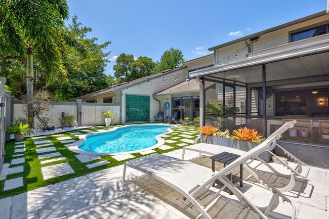 Primary Photo - 13400 Bedford Mews Ct