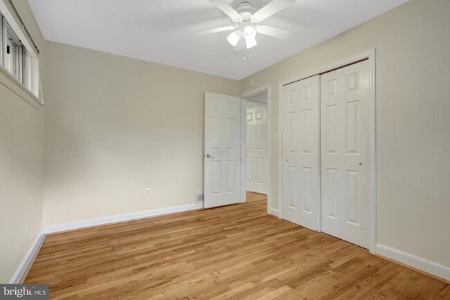 Building Photo - 6903 Fern Ln