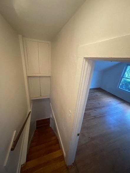 Building Photo - 431 S M St