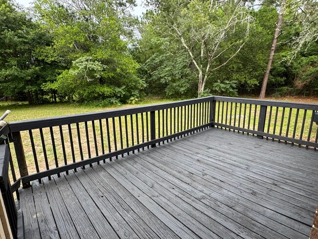 Building Photo - 110 Whispering Pines Terrace