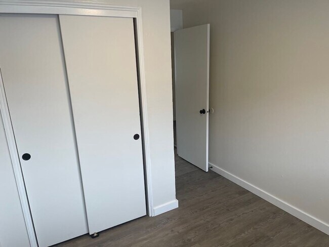 Building Photo - ? Move-In Special – $750 Off 1st Month’s R...