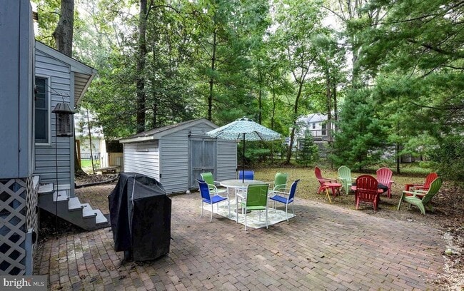 Building Photo - 33179 Woodland Ct S