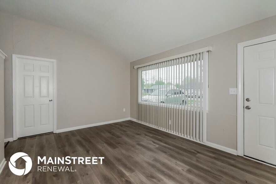 Building Photo - 7300 Betsy Ross Dr