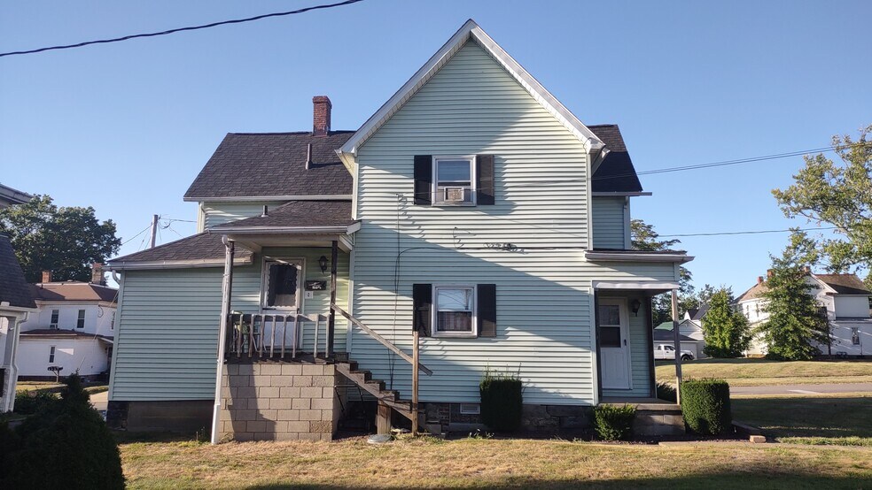 Building Photo - 591 1/2 N Lincoln Ave