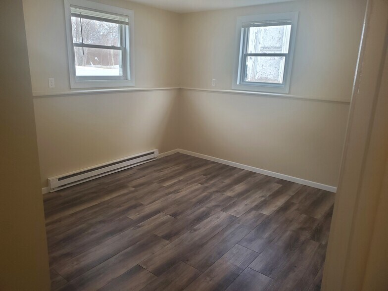 Building Photo - 1016 N 39th St