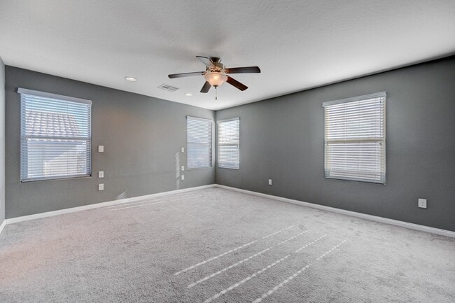 Building Photo - GORGEOUS 4 Bedroom, 2 Story Home located in the SW!