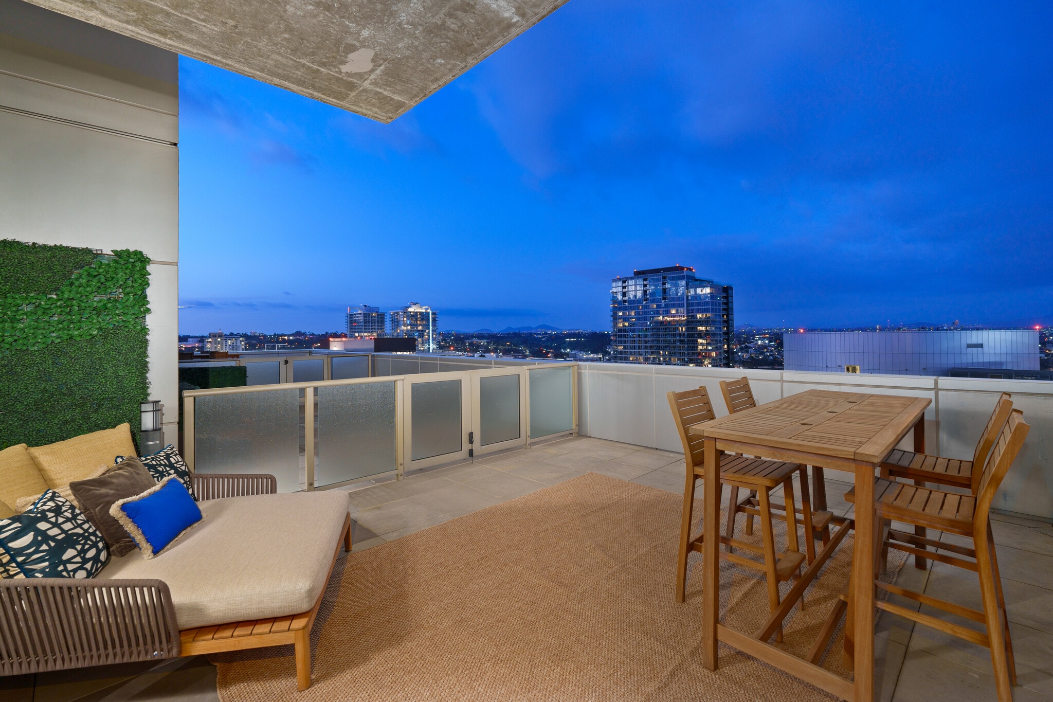 Building Photo - 800 The Mark Ln