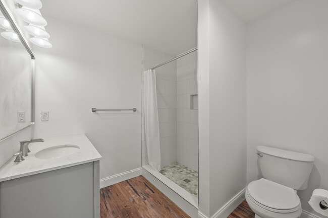Building Photo - 6230 Riverwalk Ln