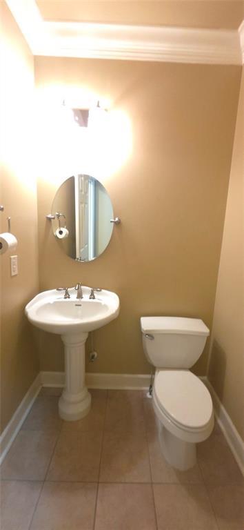 Building Photo - 606 Lakeshore Ct